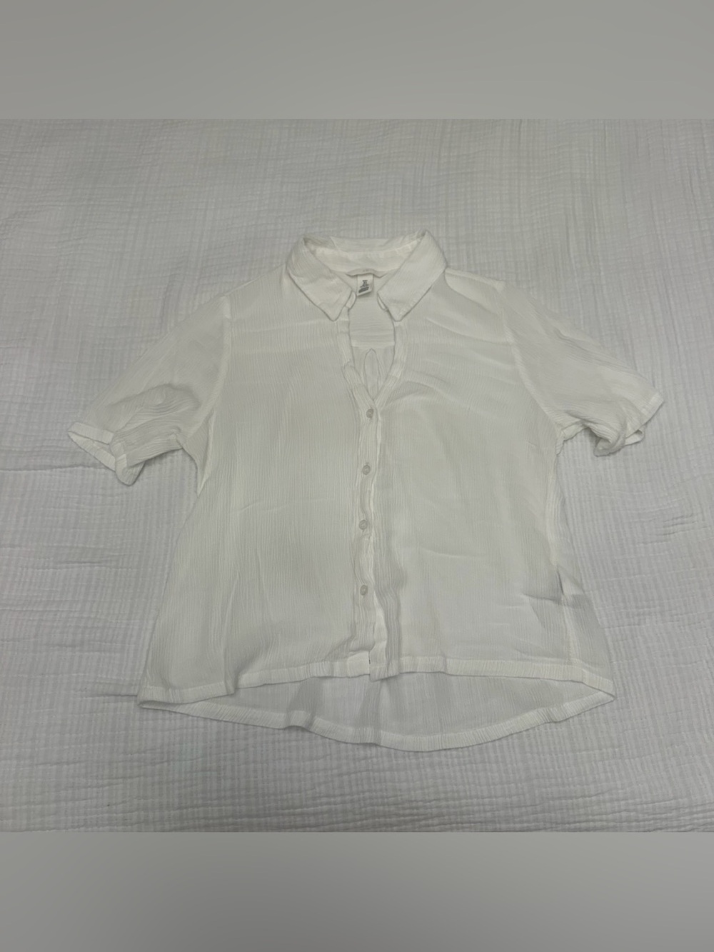 H&M Cream Textured Short Sleeve Shirt